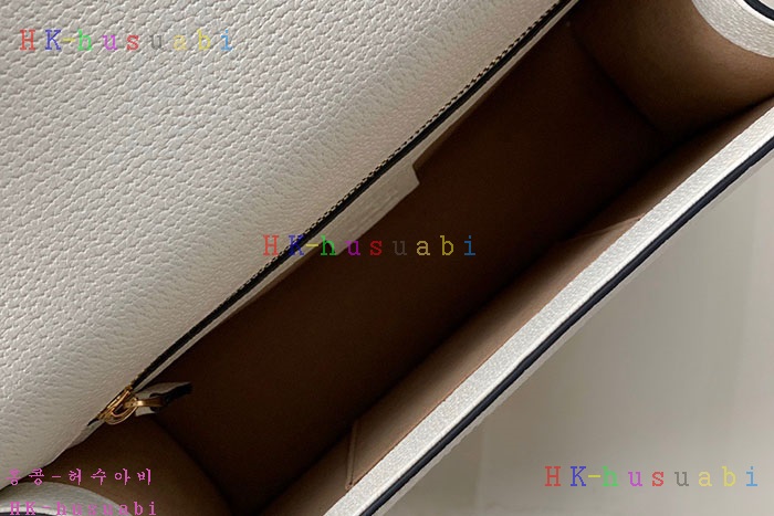 �ڹ̷��ޡ� ���� �Ǻ� ����� GU421882-5