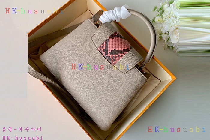 �ڹ̷��ޡ�2019SS ���̺��� īǪ��  M90198