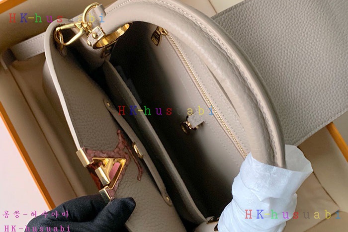 �ڹ̷��ޡ�2019SS ���̺��� īǪ��  M90198