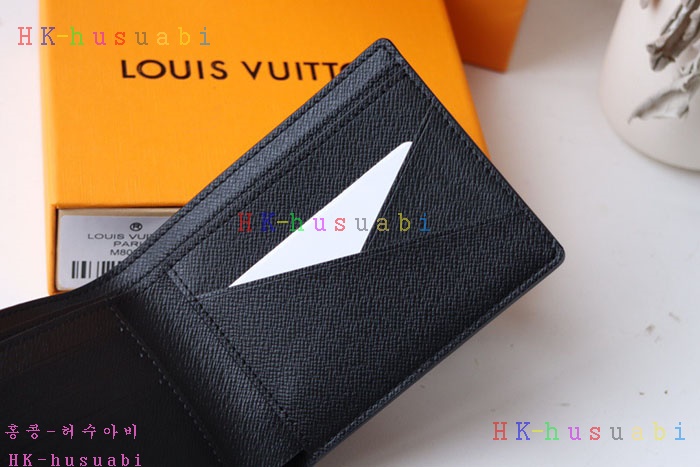 �ڹ̷��ޡڷ��̺��� ��Ƽ�� ����  M80017