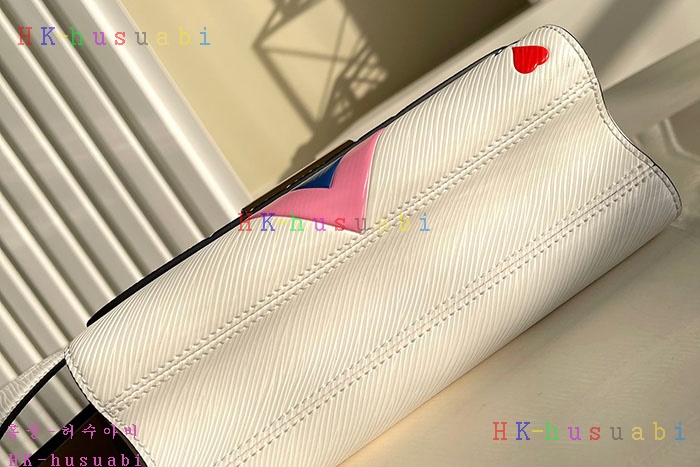 �ڹ̷��ޡڷ��̺��� Ʈ����Ʈ PM  M50282 (2�÷�)