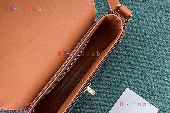 �ڹ̷��ޡ� ������ ����ü 16��  C 188013