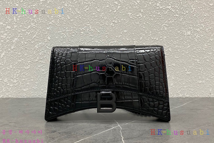 �ڹ̷��ޡڹ߷��þư� �ƿ��۷��� ü�ι� B 644973-8(�÷�����)