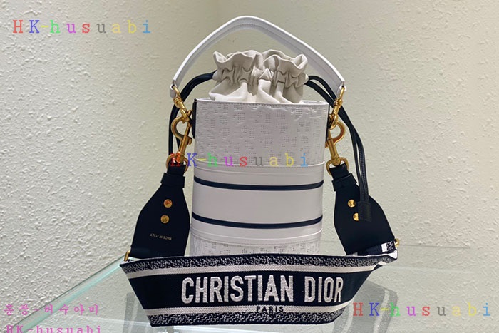 �ڹ̷��ޡ� ��� ���̺� ��Ʈ�� DR 2252223