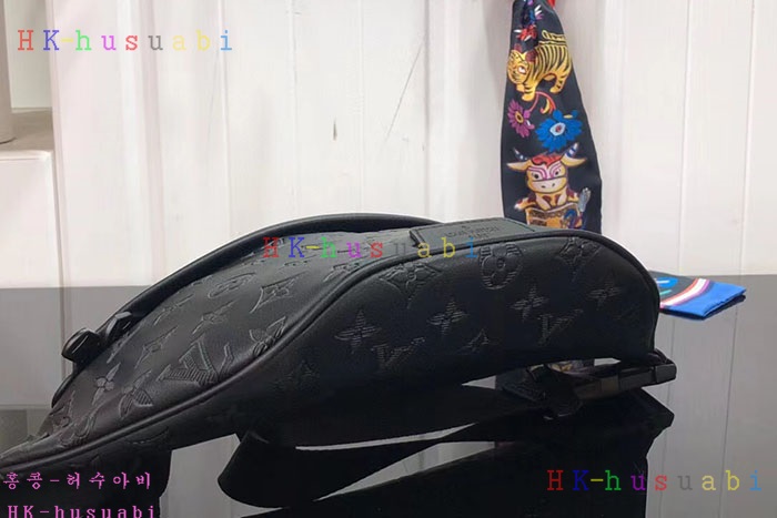 �ڹ̷��ޡڷ��̺��� ��Ŀ���� ���� M46036