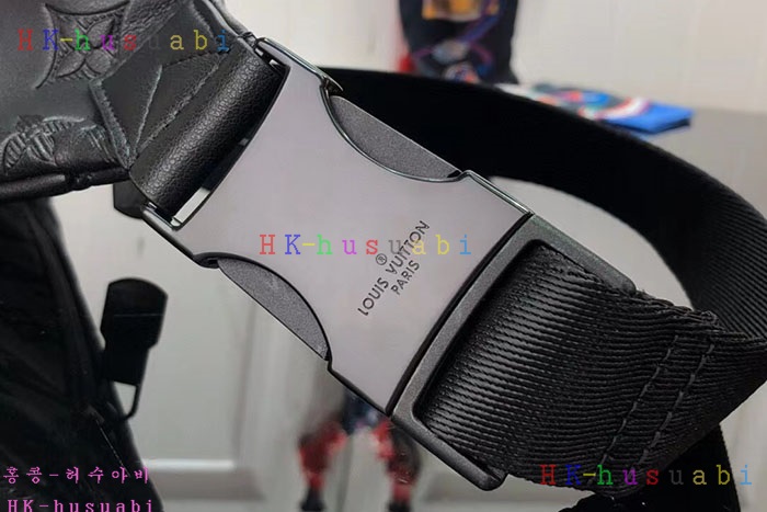 �ڹ̷��ޡڷ��̺��� ��Ŀ���� ���� M46036