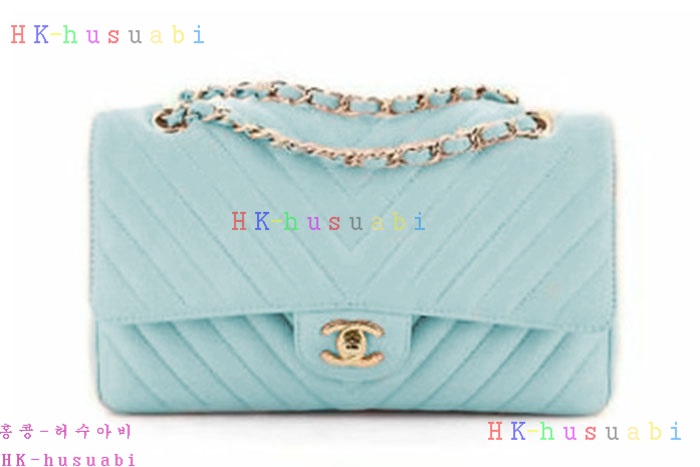 �ڹ̷��ޡڻ��� ����� Ŭ���� �÷� �� A01112