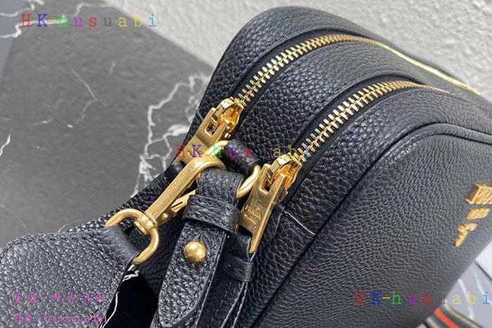 �ڹ̷��ޡ������ ���ڷ� ���� ���� ī�޶�� 1BH079