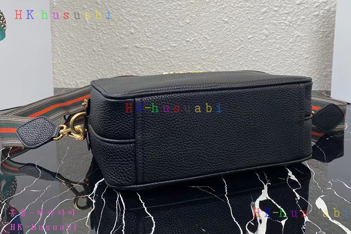 �ڹ̷��ޡ������ ���ڷ� ���� ���� ī�޶�� 1BH079