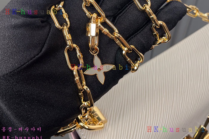 �ڹ̷��ޡڷ��̺��� Ʈ����Ʈ MM M21026