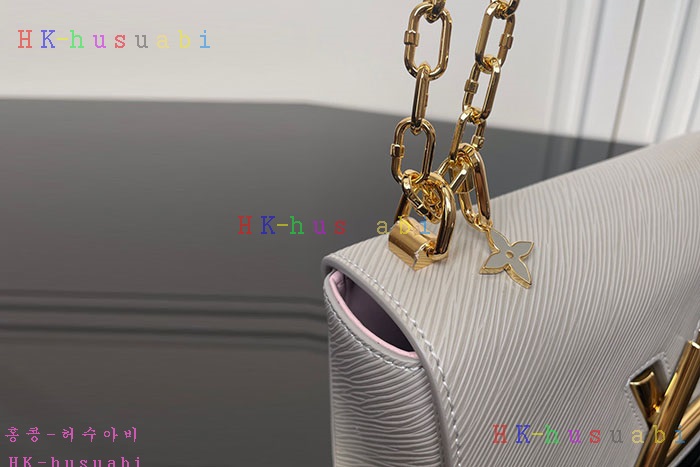 �ڹ̷��ޡڷ��̺��� Ʈ����Ʈ MM M21026