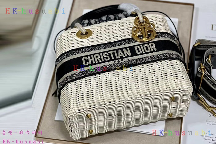 �ڹ̷��ޡڵ�� ���̵� ��Ʈ DR88588