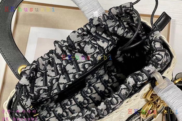 �ڹ̷��ޡڵ�� ���̵� ��Ʈ DR88588