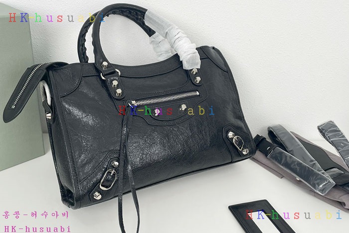 �ڹ̷��ޡڹ߷��þư� �� ��Ƽ ���� ��  555502 (�������)