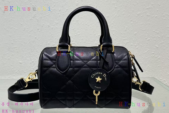 �ڹ̷��ޡڵ�� �׷�� 20 ��  M1364