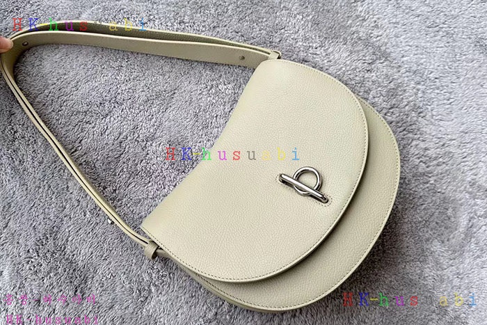 �ڹ̷��ޡڹ����� �̵�� ��ŷ Ȧ�� �� 80810381