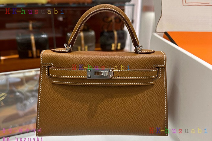 �ڹ̷��ޡڿ����޽� �̸� �̴�  H 9668220-6 �ü���