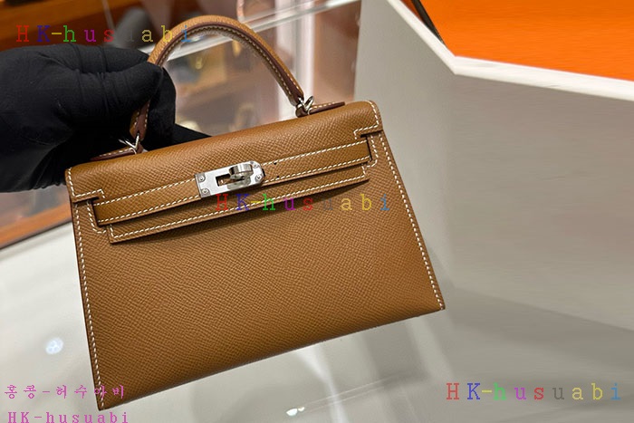 �ڹ̷��ޡڿ����޽� �̸� �̴�  H 9668220-6 �ü���