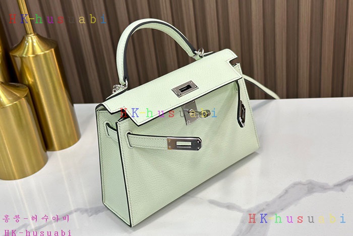 �ڹ̷��ޡڿ����޽� �̸� �̴�  H 9668220-5 �ü���