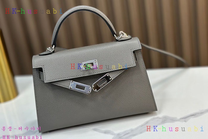 �ڹ̷��ޡڿ����޽� �̸� �̴�  H 9668220-3 �ü���