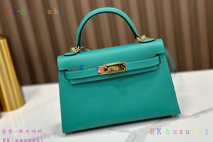 �ڹ̷��ޡڿ����޽� �̸� �̴�  H 9668220-8 �ü���