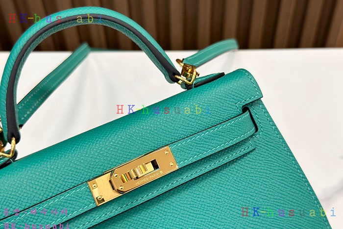 �ڹ̷��ޡڿ����޽� �̸� �̴�  H 9668220-8 �ü���