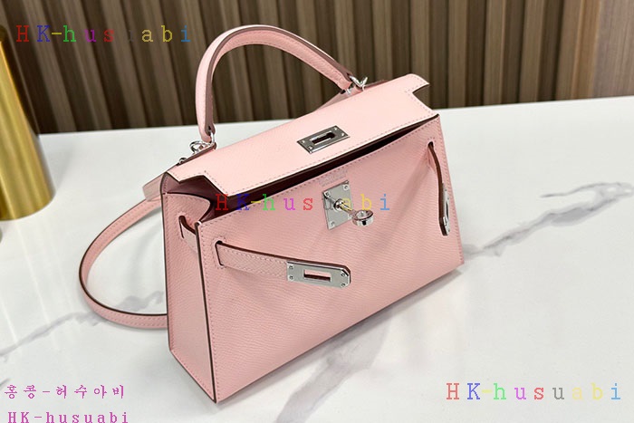 �ڹ̷��ޡڿ����޽� �̸� �̴�  H 9668220-9 �ü���