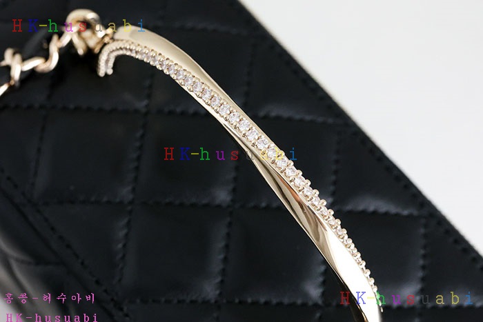 �ڹ̷��ޡڻ��� ť����Ʈ �ڽ���ƽ ���̽�  AP2199