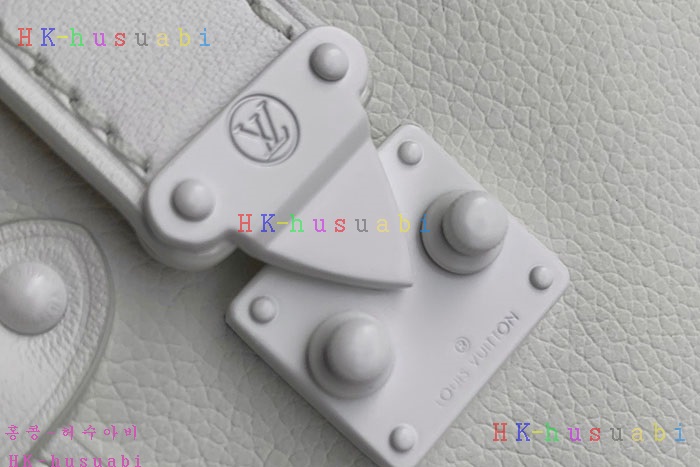 �ڹ̷��ޡڷ��̺��� ���̵� �巷ũ PM M24304