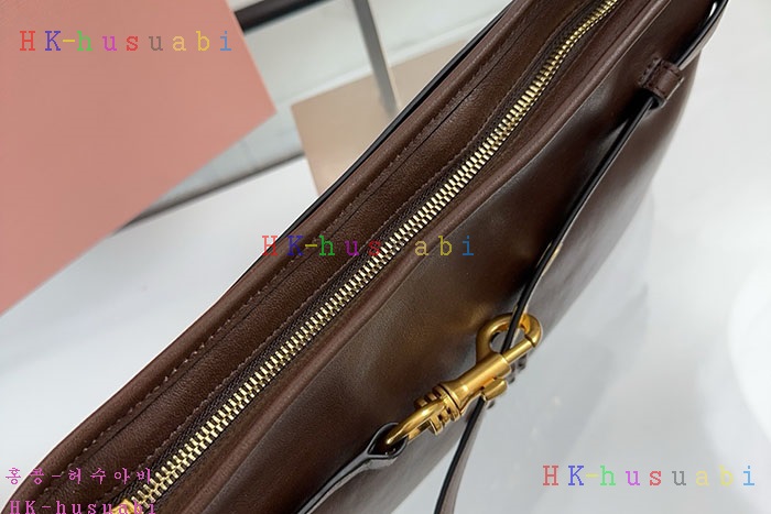 �ڹ̷��ޡڹ̿�̿� �ƹ�ٸ� ���� ���ַ� ���� �� ���� 5BC182