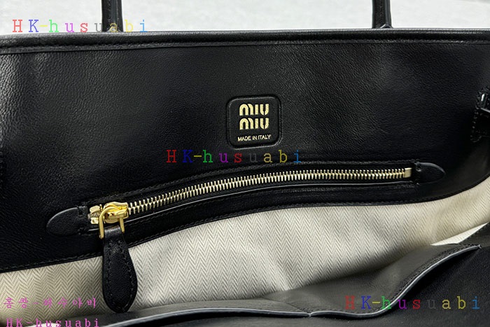 �ڹ̷��ޡڹ̿�̿� ���� ���� �ƹ�ٸ� �� 5BG310-2