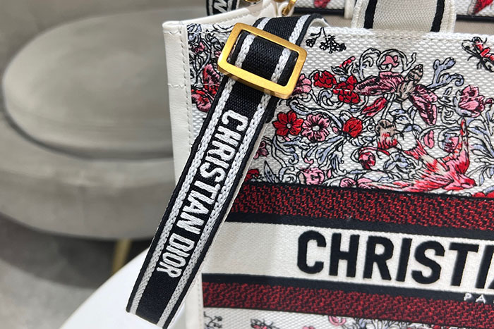 �ڹ̷��ޡڵ�� Dior �� ��Ʈ �� M1325,M1324