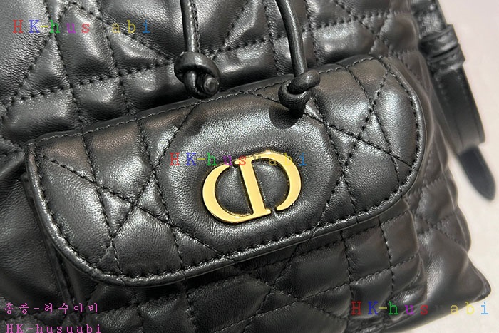 �ڹ̷��ޡڵ�� Dior Caro ī�� ���� ��Ŷ��  M3372