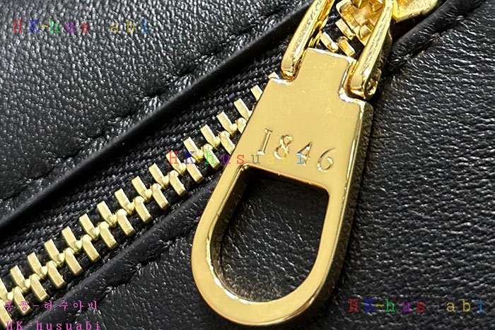 �ڹ̷��ޡڷο��� ���� ���� ���� L 5580880-4