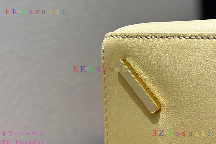 �ڹ̷��ޡڷο��� ���� ���� ���� L 5580880-3