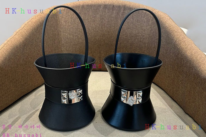 �ڹ̷��ޡڿ����޽� Medor �̴� �޵��� �� H 5811090-4