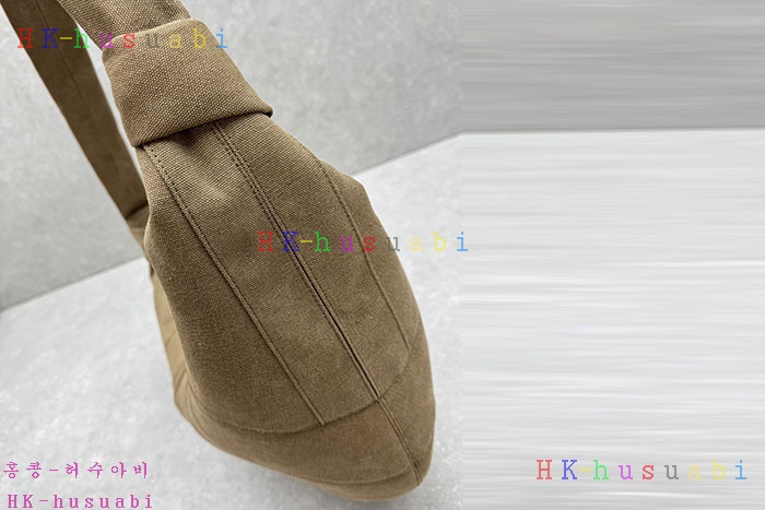 �ڹ̷��ޡڸ��޸� ����Ʈ�� ���� ��� ��ư ĵ���� ũ��ƻ�  BG0150