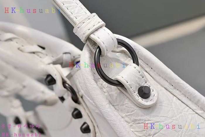 �ڹ̷��ޡڹ߷��þư� �� ��Ƽ ���� 8196712-4